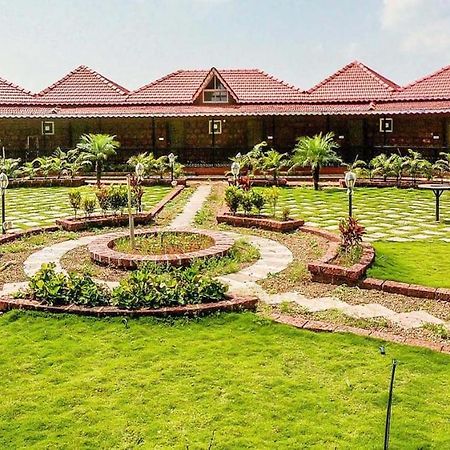 Kabila Agro Tourism Hotel Mahabaleshwar Bagian luar foto