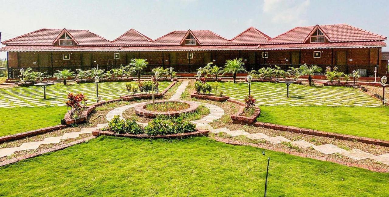 Kabila Agro Tourism Hotel Mahabaleshwar Bagian luar foto